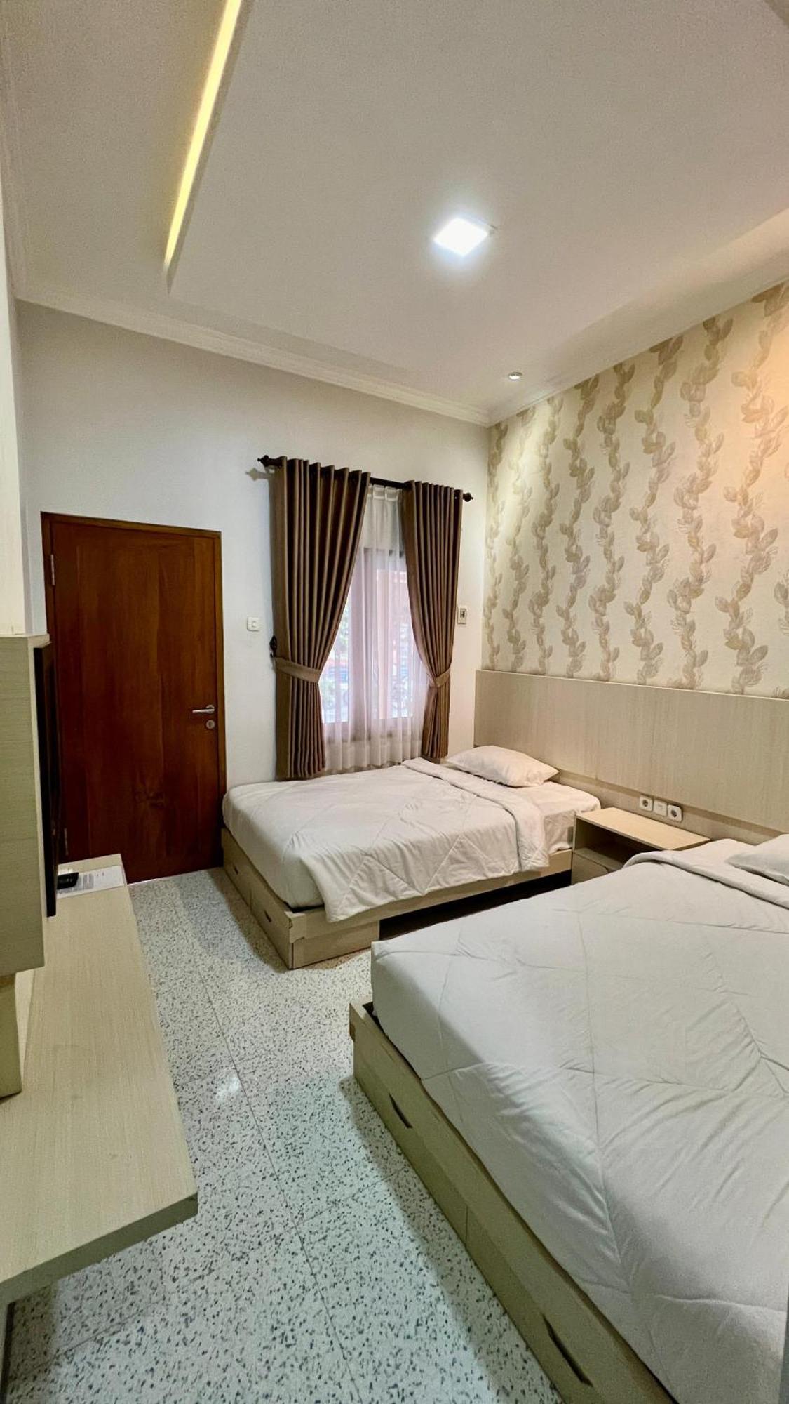 Oku Guest House Giri  Екстер'єр фото