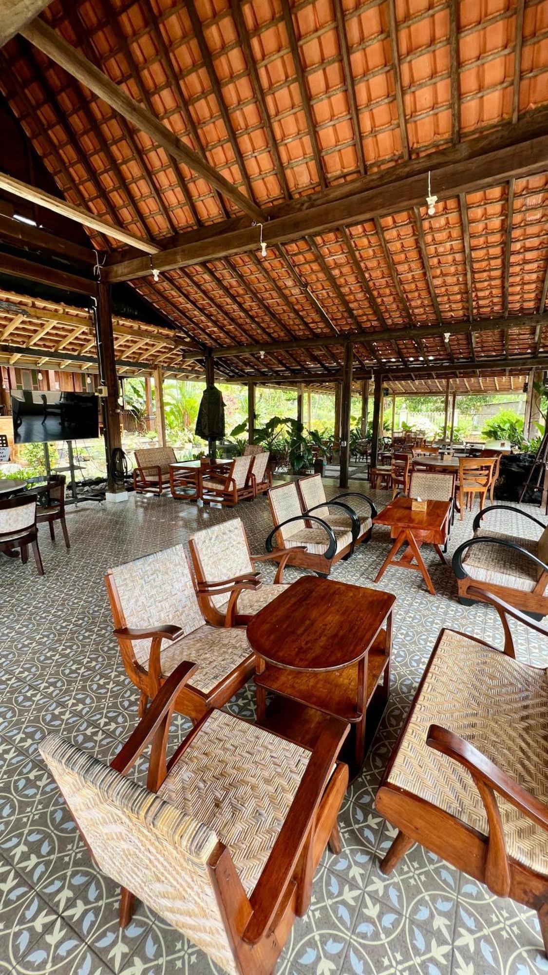 Oku Guest House Giri  Екстер'єр фото